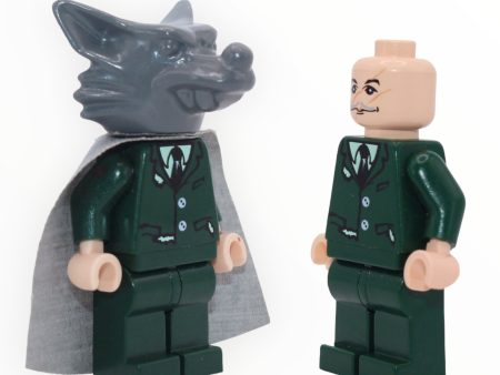 Professor Remus Lupin (dark green suit, light gray cape, wolf head) Discount